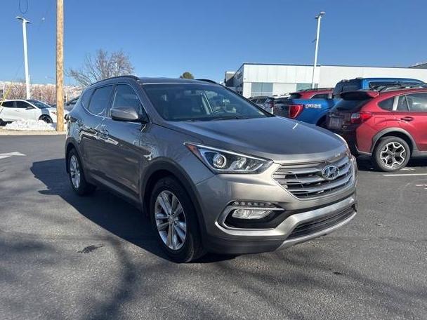 HYUNDAI SANTA FE 2017 5XYZUDLA6HG407379 image